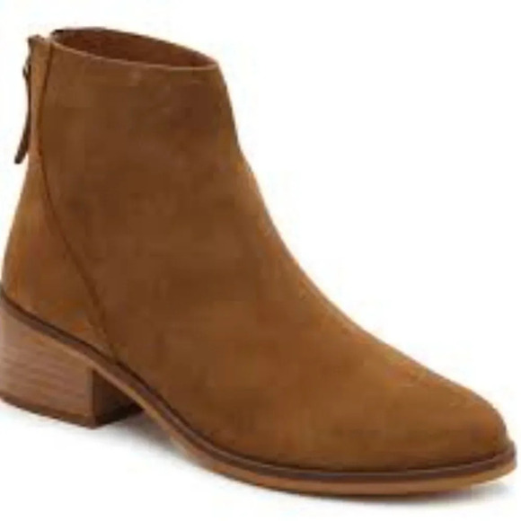 NWOT Steve Madden Legally Suede‎ Ankle Booties Size 5.5 - Picture 1 of 10